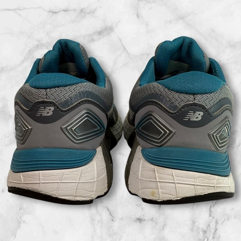 Women’s New Balance 1340v3 size 7.5 - Picture 3 of 7